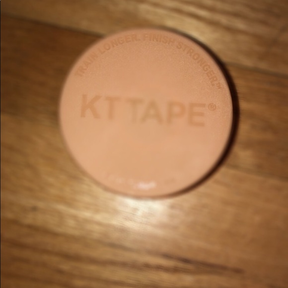 KT tape - Picture 1 of 2